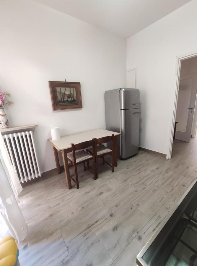 Appartamento C&Y Torelli 1 Новара Экстерьер фото